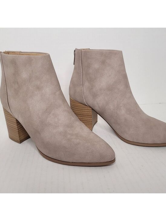 My Delicious Shoes Shoes - My Delicious shoes Women's Mars Faux Leather Ankle Boots Sz 6M